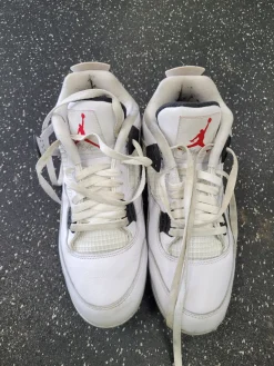 Jordan Retro 4 White Cement