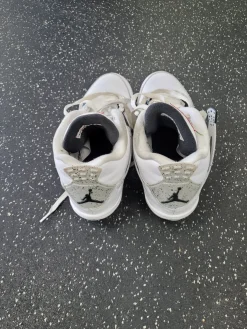 Jordan Retro 4 White Cement