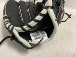 Like-New Wilson A2000 P12 WBW10021312 LH Throw Fastpitch Gloves Black 12