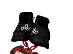 New Triple Eight RD Wrist Guards Black SM