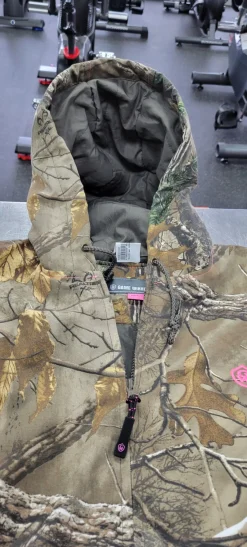 RealTree Game Winner Womens Small Hooded Jacket