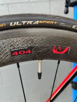 Scott Foil Team Issue 52cm Carbon Fiber w/ Zipp 404 Wheelset