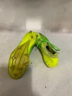 Used Adidas LAX Cleats Mens Kelly green Senior 10