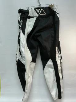 Used Adult Bottom White And Black LG