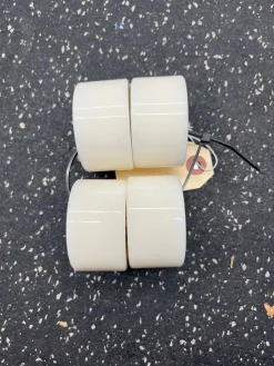 Used ATOM TONE Inline Wheels 62MM