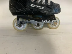 Used Bauer XR900 Child Aggressive Skates Black Youth 13.0