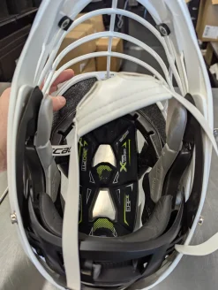 Used Cascade CASCADE XRS PRO HELMET Lacrosse Helmet White One Size