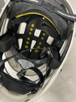 Used Cascade CS-R Lacrosse Helmet White XS/S