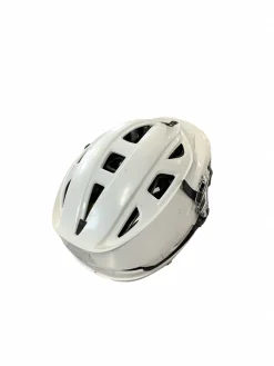 Used Cascade R Lacrosse Helmet White One Size