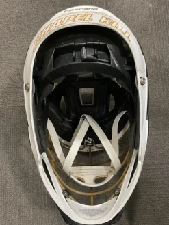 Used Cascade S ADULT HELMET Lacrosse Helmet White Fits all
