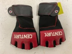 Used Century BRAVE Martial Arts Gloves Black And Wine Red S/M