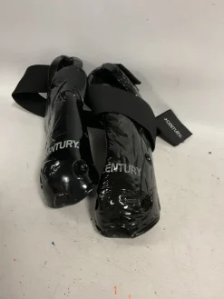 Used Century Martial Arts Foot Pads Black Senior