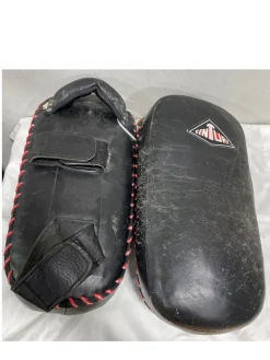 Used Century Martial Arts Forearm Pads Black SM