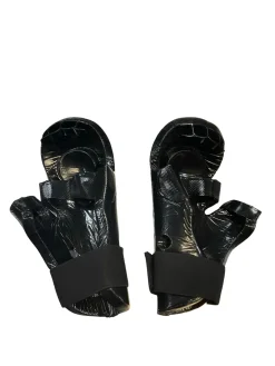 Used Century Martial Arts Gloves Black M/L