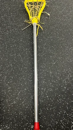 Used DeBeer APEX Wmn Atk/Mid Complete Stick Yellow