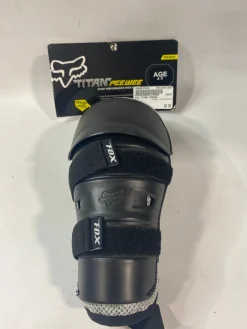 Used Fox TITAN PEEWEE Junior Knee Guard Black XS