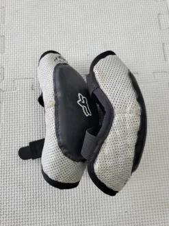 Used Fox TITAN PEEWEE M/L Motocross Protective Gear
