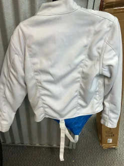 Used GIRLS FENCING 2 PC TOP Archery/Fishing Accessory
