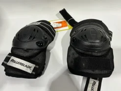 Used Inline Kneepads Black MD