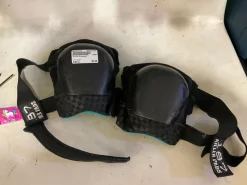 Used Inline Kneepads Black LG