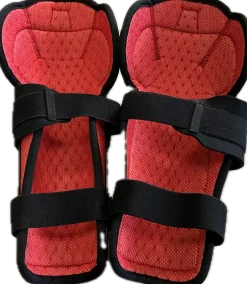 Used KNEE GAURDS Adult Knee Guard None Senior