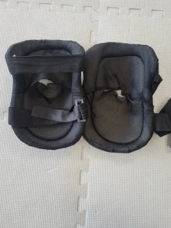 Used LG Inline Skate Kneepads