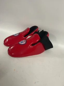 Used Martial Arts Foot Pads Red Youth