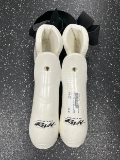 Used Martial Arts Foot Pads White LG