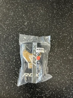 Used Martial Arts Gloves Black MD