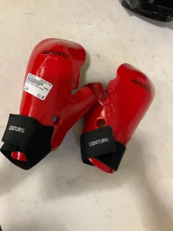 Used Martial Arts Hand Pads Red Youth