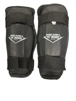 Used Martial Arts Shin Pads Black SM