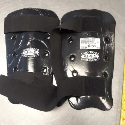 Used Martial Arts Shin Pads Black MD