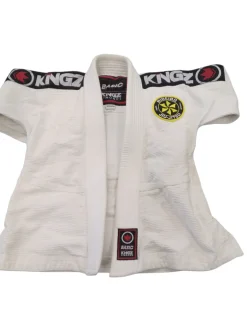 Used Martial Arts Top White MD