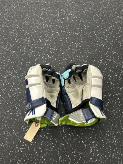 Used Maverik MAX VILLANOVA LAX Goalie Gloves M Navy Blue LG