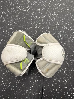 Used Maverik MX Lacrosse Arm Pads/Guards White MD
