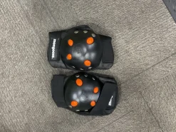 Used Mongoose Inline Kneepads Black Senior