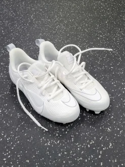 Used Nike LAX Cleats Boys White Junior 02.5