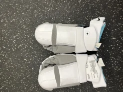 Used Nike PRIME ELITE LAX Goalie Gloves M White 13"