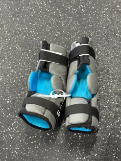 Used Nike VAPOR LT Lacrosse Arm Pads/Guards Grey MD