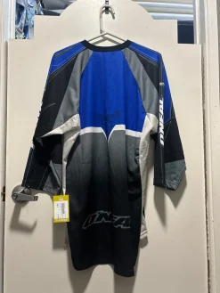 Used O'Neill Adult Top Royal Blue XL
