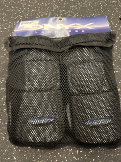 Used ONYX Lacrosse Arm Pads/Guards Black MD