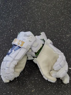 Used PHOENIX 2.0 Lacrosse Gloves Mens White 13"