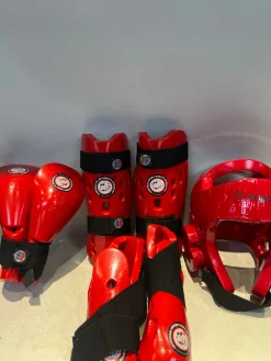 Used PRO CHOICE KARATE PROTECTIVE Martial Arts Head Gear None
