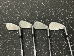 Used Quest SET Badminton Other