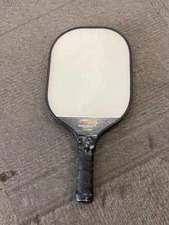 Used RALLY TYRO PICKLEBALL PADDLE Pickleball Racquet White