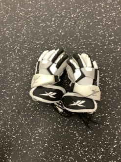 Used Reebok ZG3 Lacrosse Gloves Junior Black 8