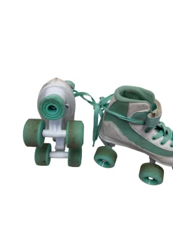 Used RollerDerby FIRESTAR Junior Roller Skates Junior 01
