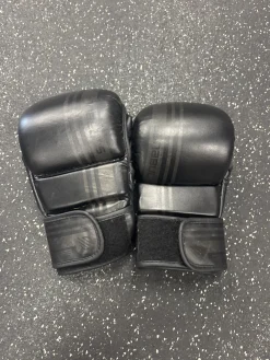 Used Sanabul Martial Arts Gloves Black L/XL