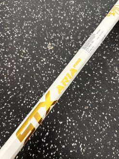 Used STX ARIA PRO Wmn Atk/Mid Complete Stick White