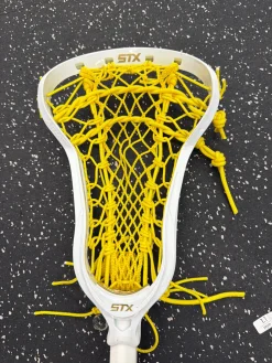 Used STX ARIA PRO Wmn Atk/Mid Complete Stick White